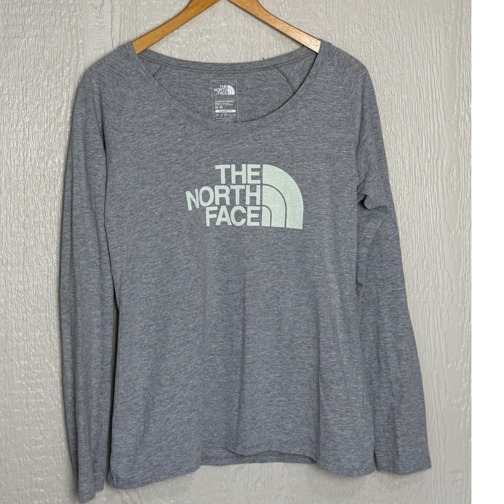 The North Face Womens Long Sleeve Logo T-Shirt Heather Gray Classic Fit Medium